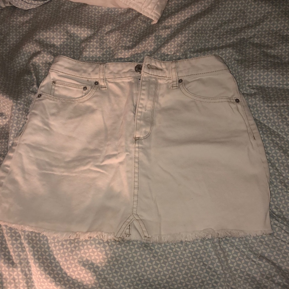 UO BDG white jean denim size small skirt